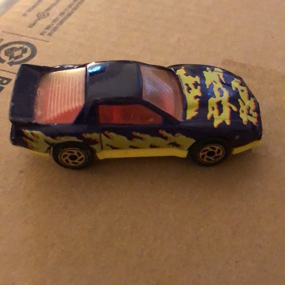 Matchbox Pontiac Firebird Racer - Picture 5 of 7